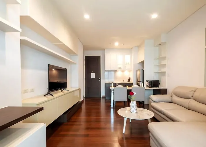 Ivy Thonglor Luxury With Swimming Pool, Fast Wifi Apartment